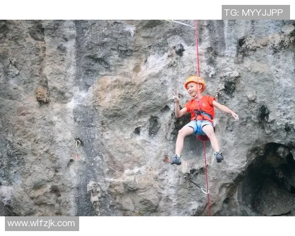 攀岩战术解析：北京攀岩队边路渗透体系的创新与实践探讨